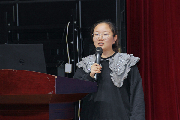 张婷 (2).JPG