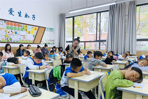 王海琳 (3).jpg