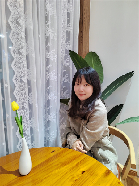 陈怡帆.jpg