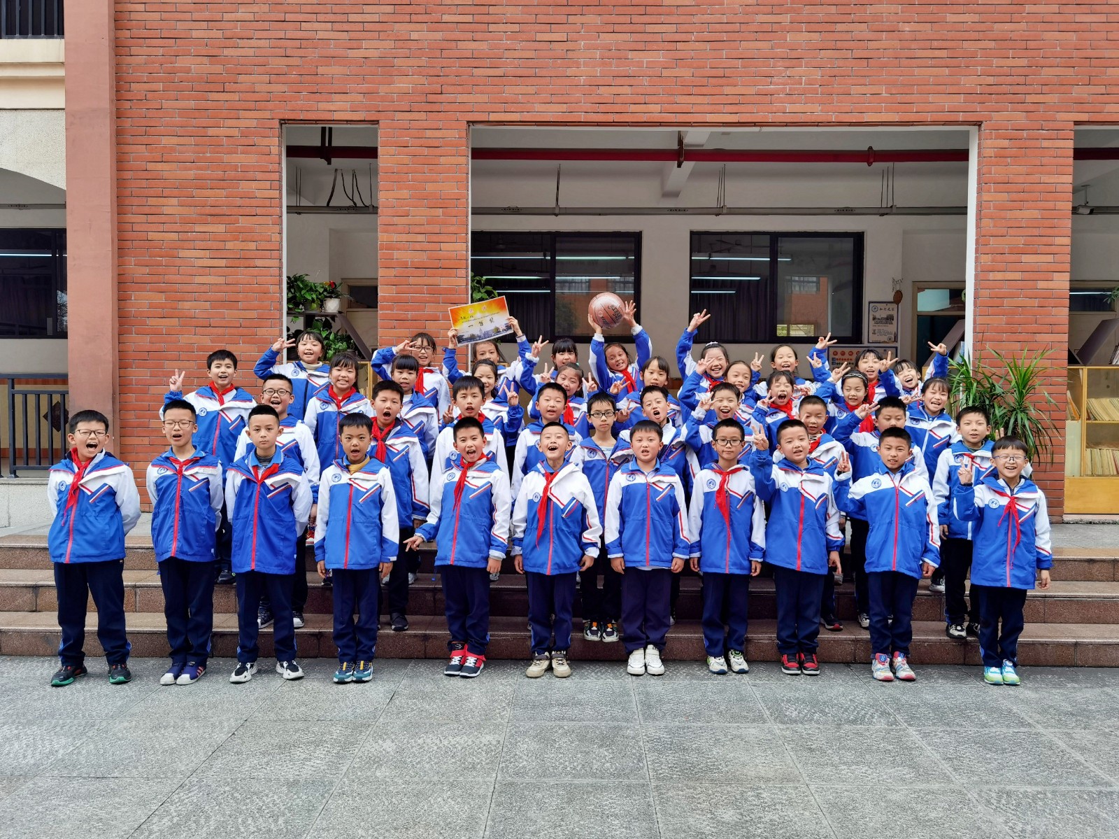 微信图片_20230222140307.jpg