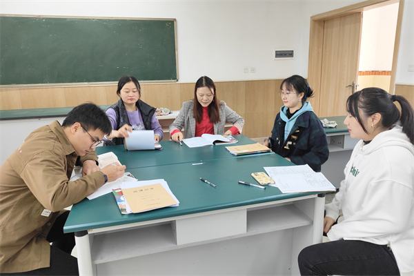 屈冬梅 (1).jpg
